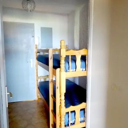 Studio A Six Fours Les Plages A 50 M De La Plage Avec Vue Sur La Mer Et Piscine Partagee Apartman *